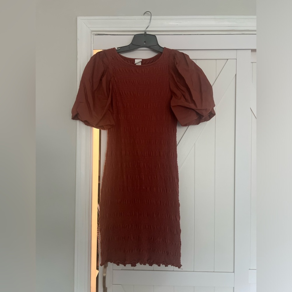 H&M puff sleeve burnt orange dress